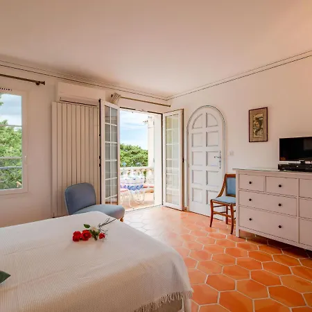 Villa Les Petits Louvans By Interhome Saint Aygulf