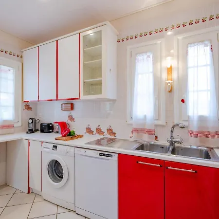 Les Petits Louvans By Interhome